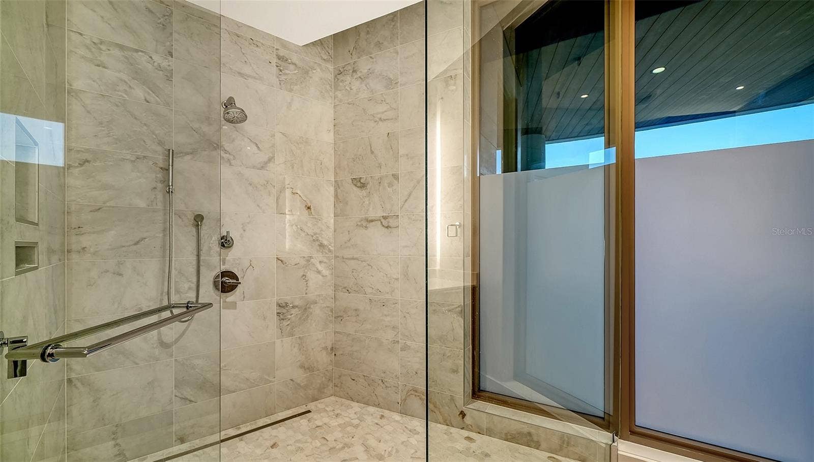 1561 GULF OF MEXICO DRIVE, #404, Longboat Key, FL 34228 1561 GULF OF MEXICO DRIVE, #404, Longboat Key, FL 34228