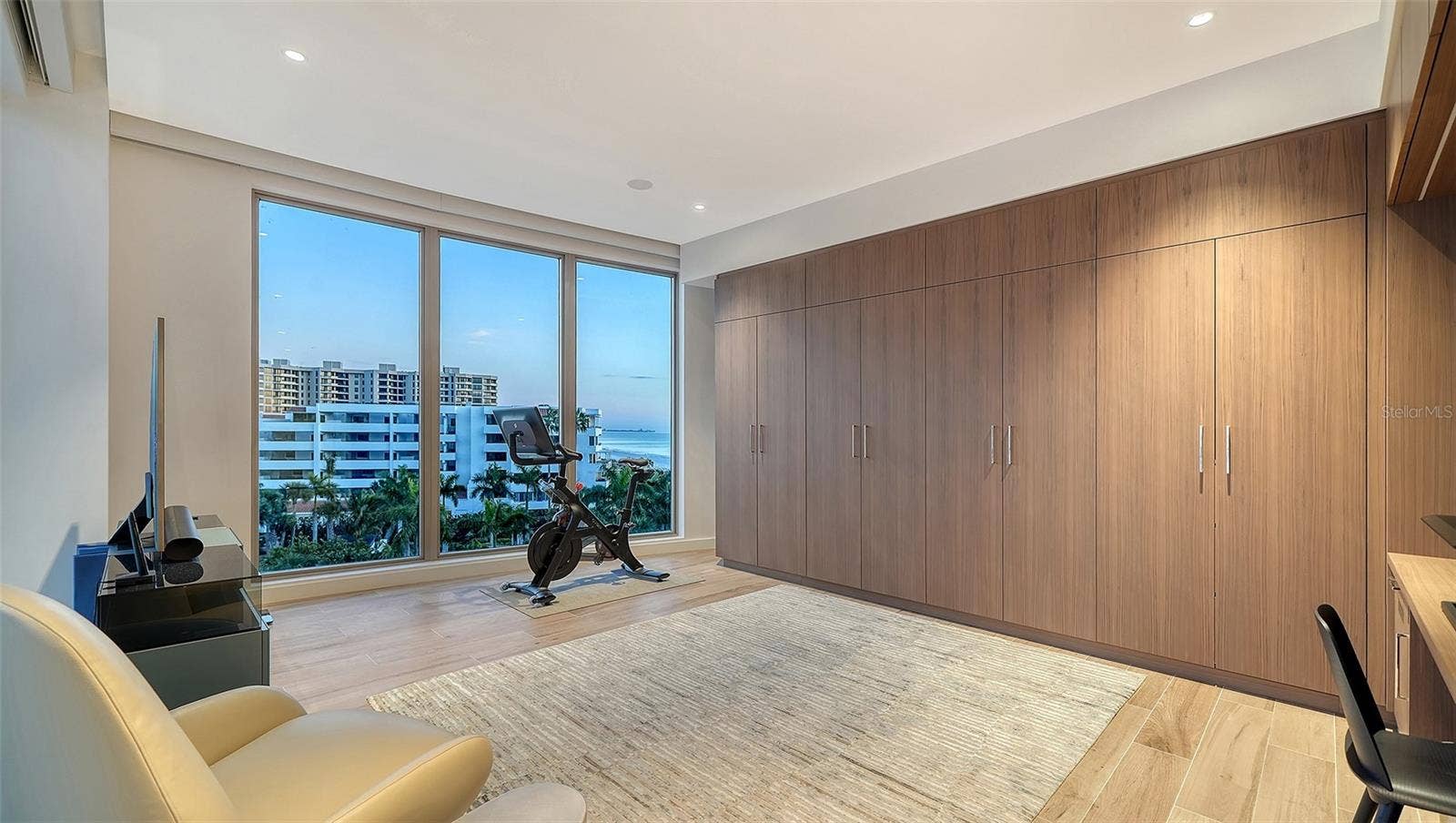 1561 GULF OF MEXICO DRIVE, #404, Longboat Key, FL 34228 1561 GULF OF MEXICO DRIVE, #404, Longboat Key, FL 34228
