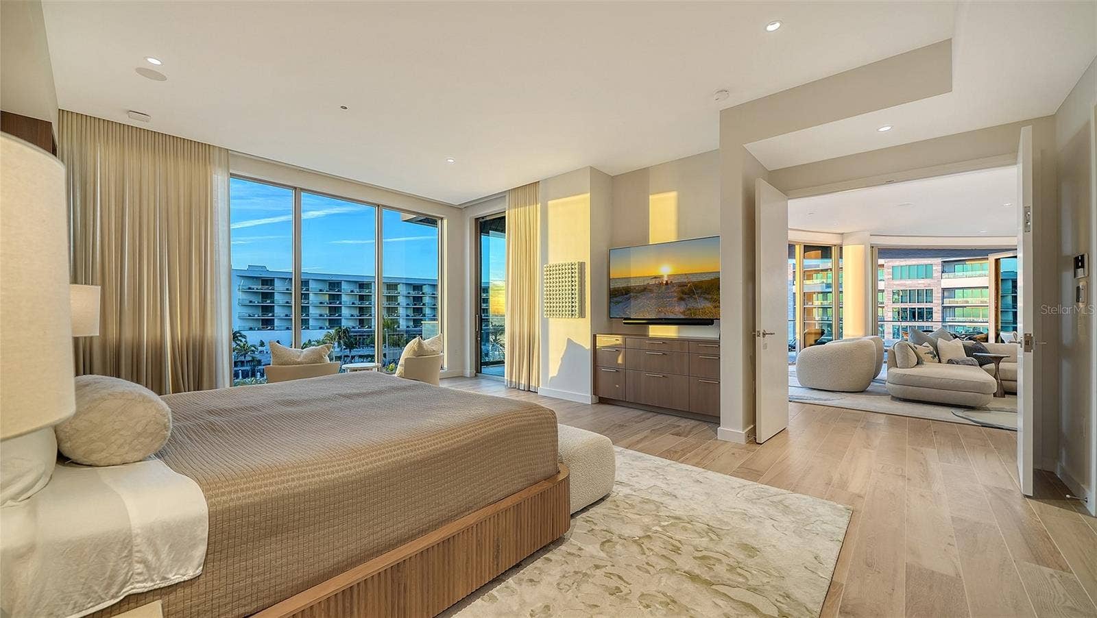 1561 GULF OF MEXICO DRIVE, #404, Longboat Key, FL 34228 1561 GULF OF MEXICO DRIVE, #404, Longboat Key, FL 34228