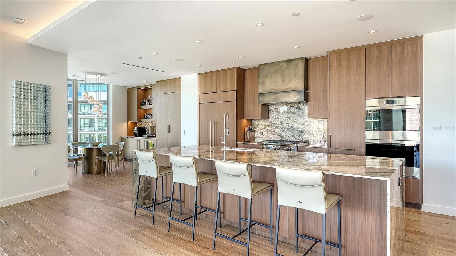 1561 GULF OF MEXICO DRIVE, #404, Longboat Key, FL 34228 1561 GULF OF MEXICO DRIVE, #404, Longboat Key, FL 34228