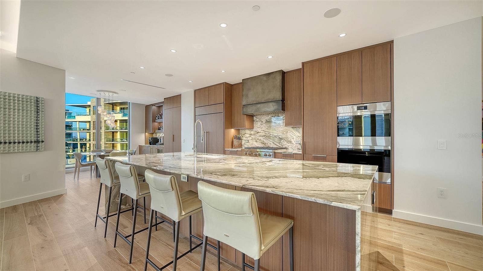 1561 GULF OF MEXICO DRIVE, #404, Longboat Key, FL 34228 1561 GULF OF MEXICO DRIVE, #404, Longboat Key, FL 34228