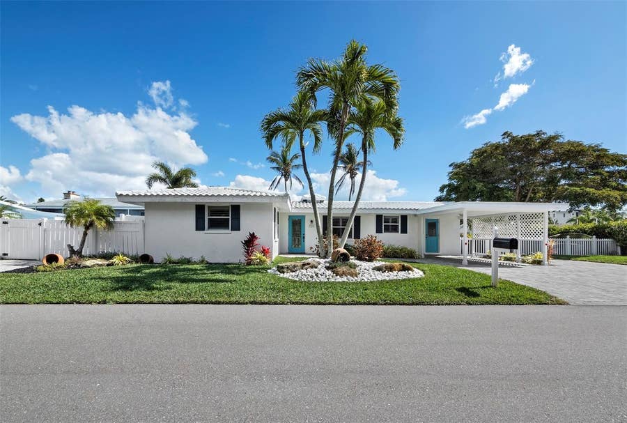 Property photo for 726 JUNGLE QUEEN WAY, Longboat Key, FL