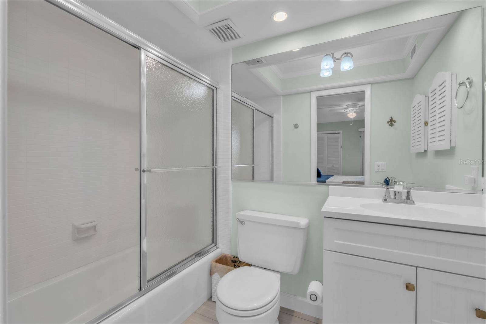 600 MANATEE AVENUE, #145, Holmes Beach, FL 34217