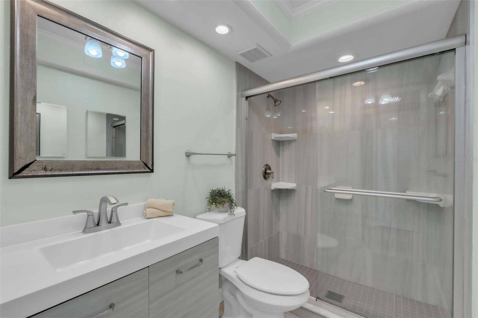 600 MANATEE AVENUE, #145, Holmes Beach, FL 34217