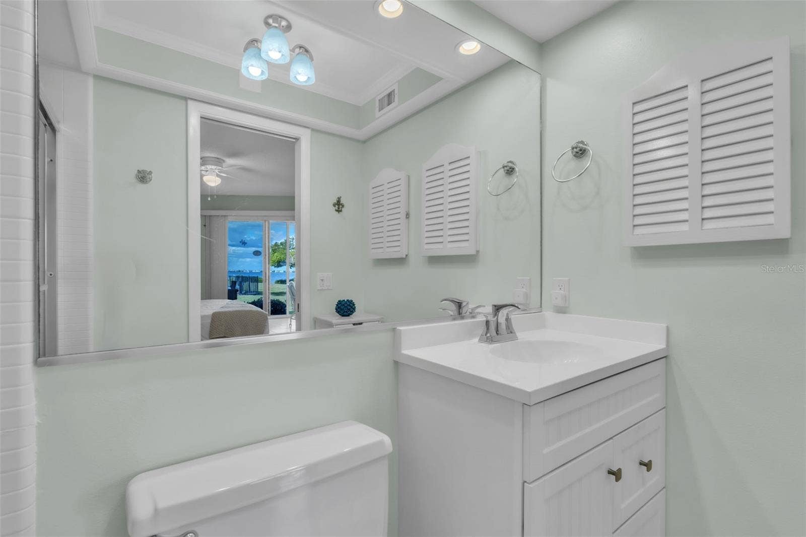 600 MANATEE AVENUE, #145, Holmes Beach, FL 34217