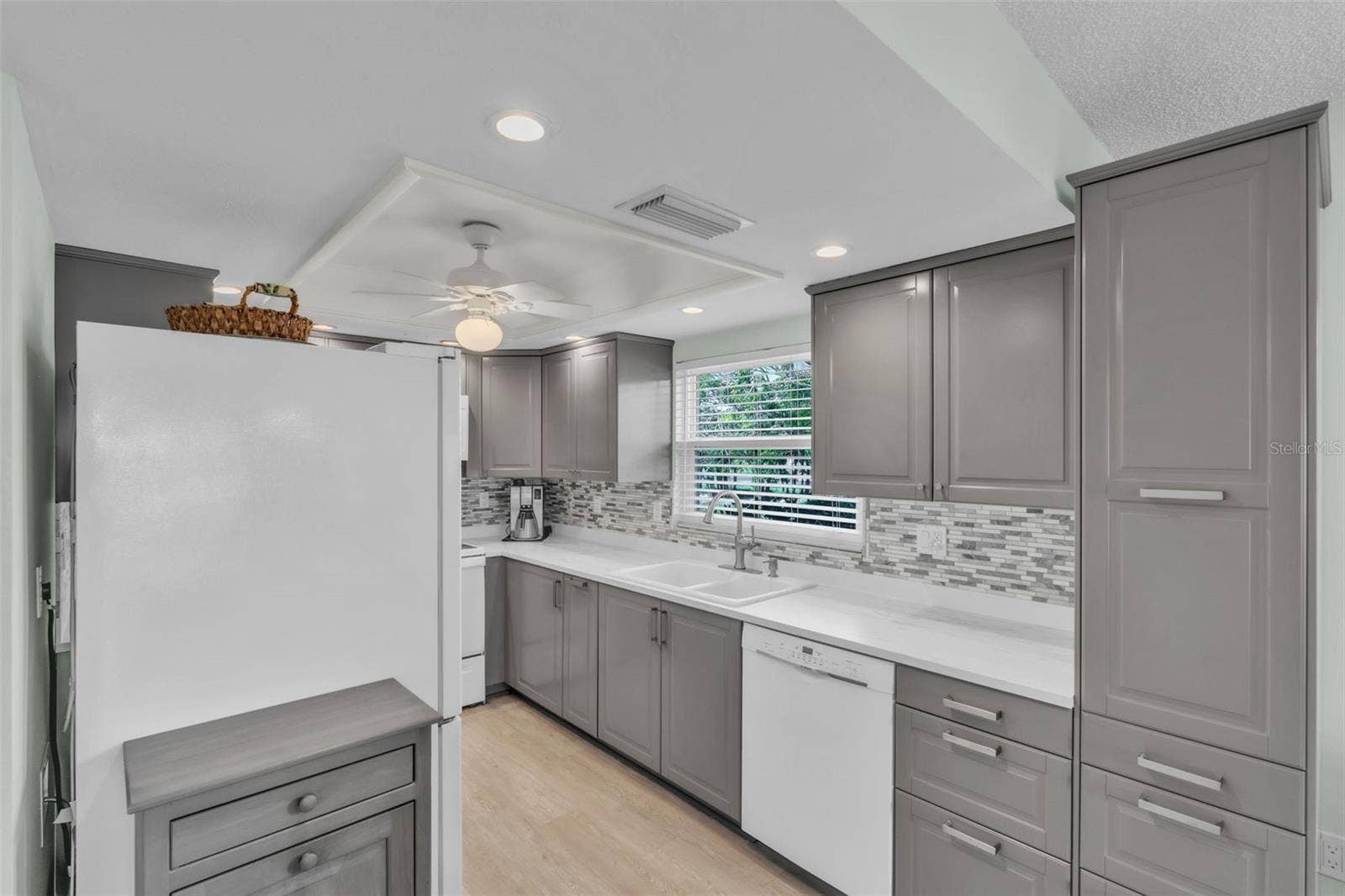 600 MANATEE AVENUE, #145, Holmes Beach, FL 34217