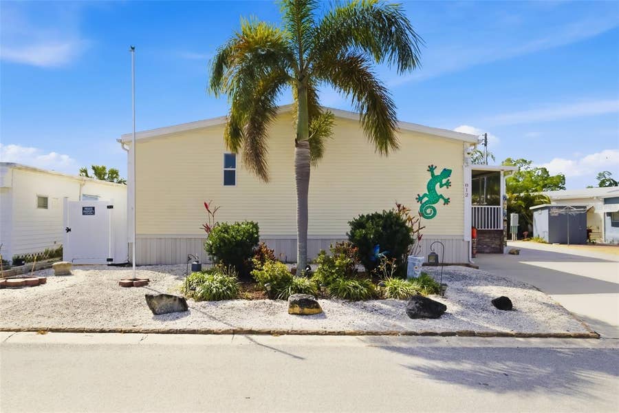 Property photo for 812 50TH AVENUE TERRACE W, Bradenton, FL