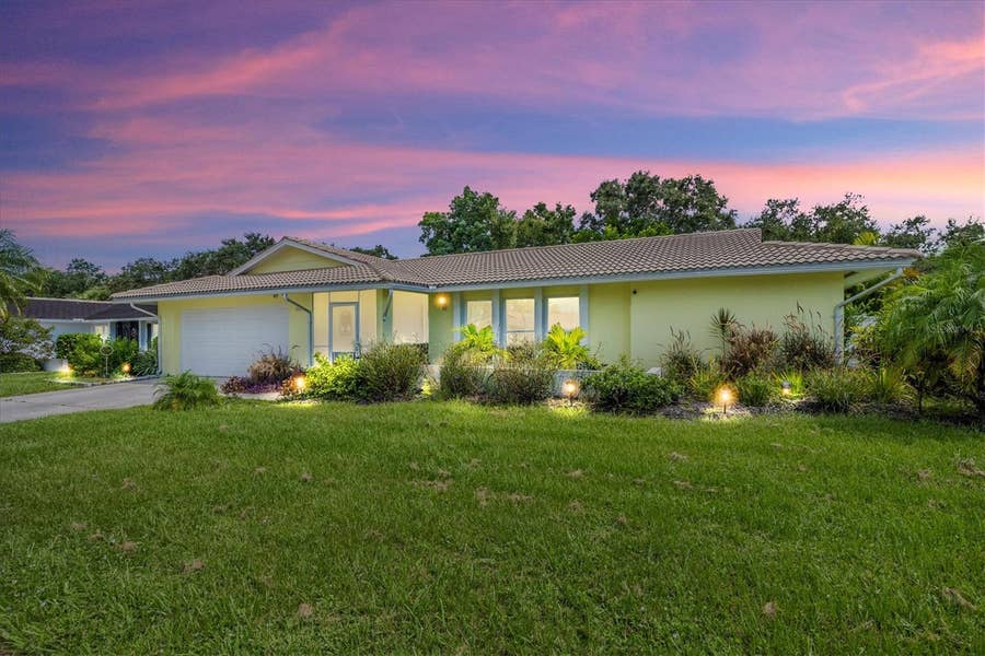 Property photo for 2920 CAPTIVA DRIVE, Sarasota, FL