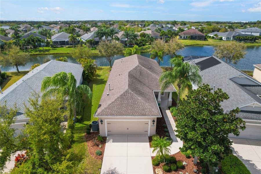 Property photo for 12187 LONGVIEW LAKE CIRCLE, Bradenton, FL