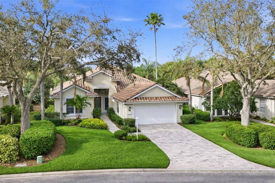 Property photo for 7304 SAINT GEORGES WAY, University Park, FL
