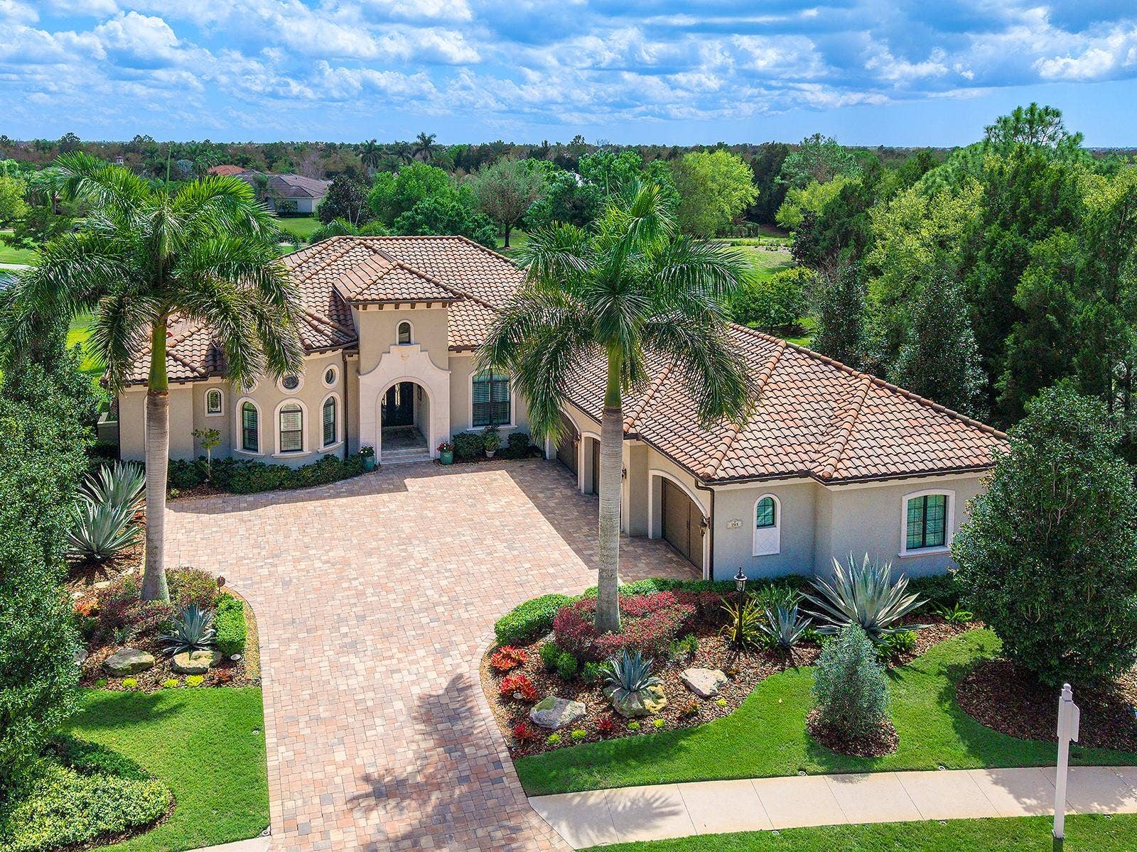 7515 LADYBANK CROSSING, Lakewood Ranch, FL 34202 7515 LADYBANK CROSSING, Lakewood Ranch, FL 34202