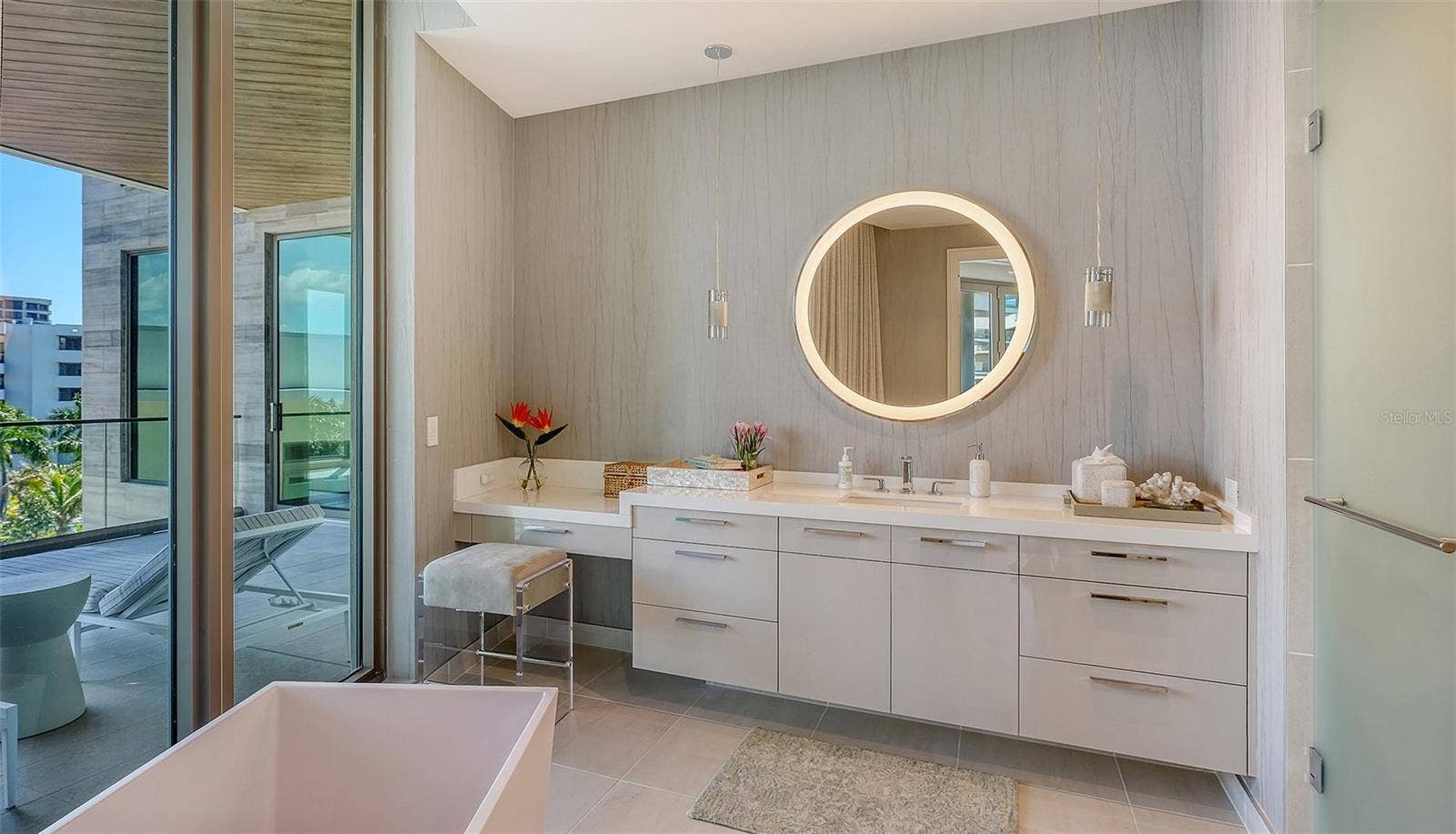 1561 GULF OF MEXICO DRIVE, #304, Longboat Key, FL 34228 1561 GULF OF MEXICO DRIVE, #304, Longboat Key, FL 34228
