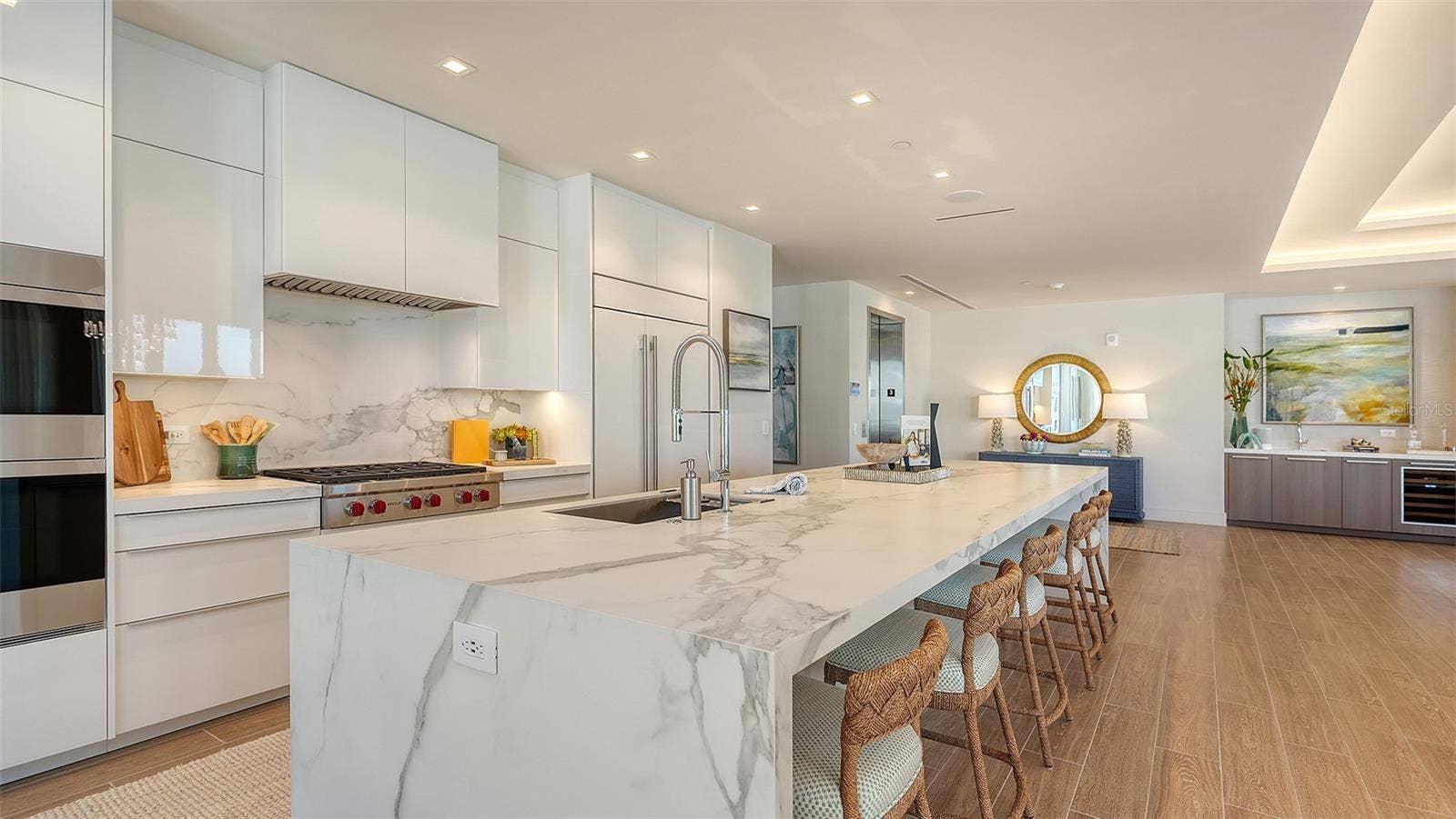 1561 GULF OF MEXICO DRIVE, #304, Longboat Key, FL 34228 1561 GULF OF MEXICO DRIVE, #304, Longboat Key, FL 34228