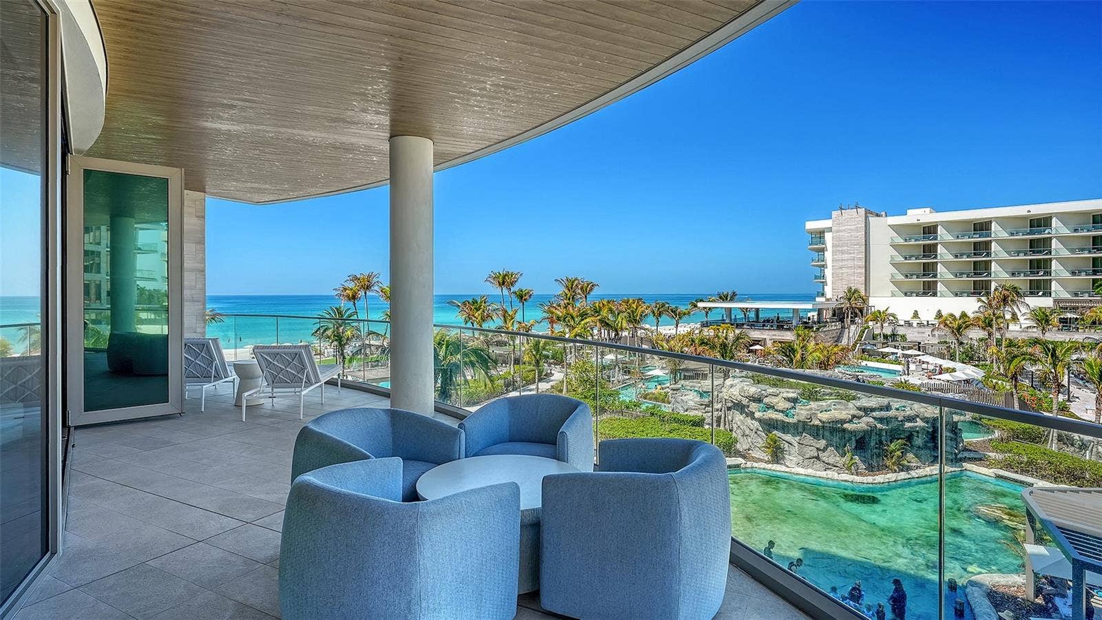 1561 GULF OF MEXICO DRIVE, #304, Longboat Key, FL 34228 1561 GULF OF MEXICO DRIVE, #304, Longboat Key, FL 34228