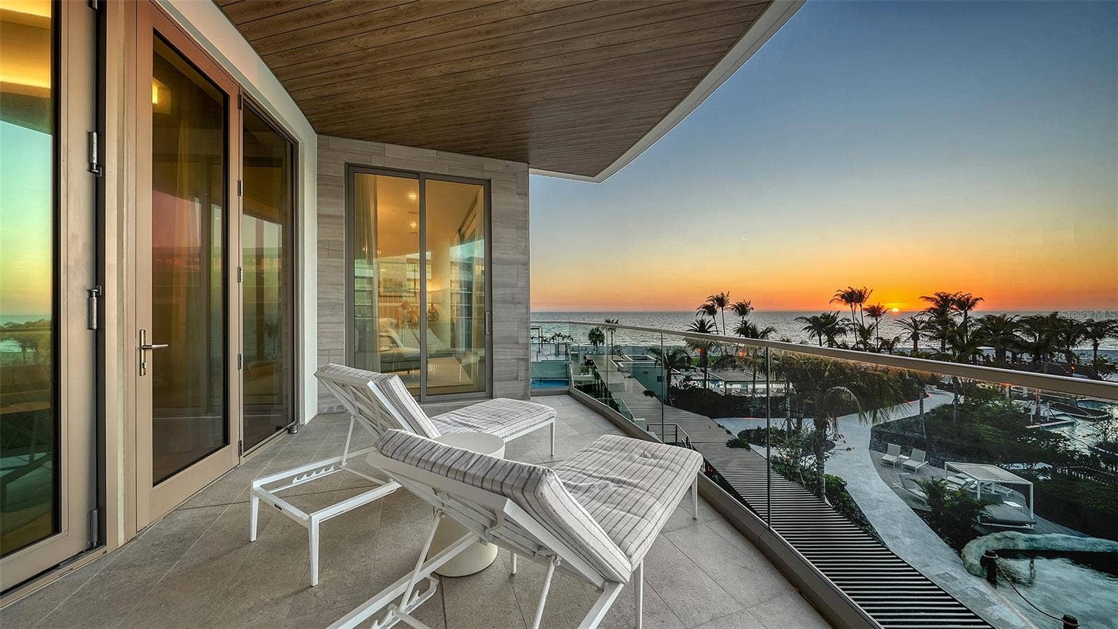1561 GULF OF MEXICO DRIVE, #304, Longboat Key, FL 34228 1561 GULF OF MEXICO DRIVE, #304, Longboat Key, FL 34228