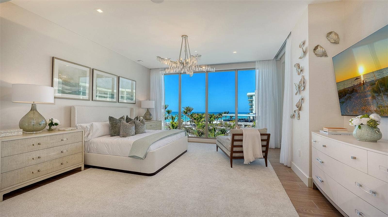 1561 GULF OF MEXICO DRIVE, #304, Longboat Key, FL 34228 1561 GULF OF MEXICO DRIVE, #304, Longboat Key, FL 34228