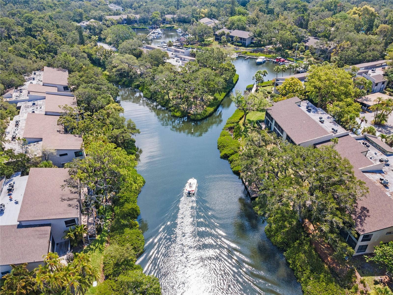 1633 BOATHOUSE CIRCLE, #232, Sarasota, FL 34231 No fixed bridges going out to bay