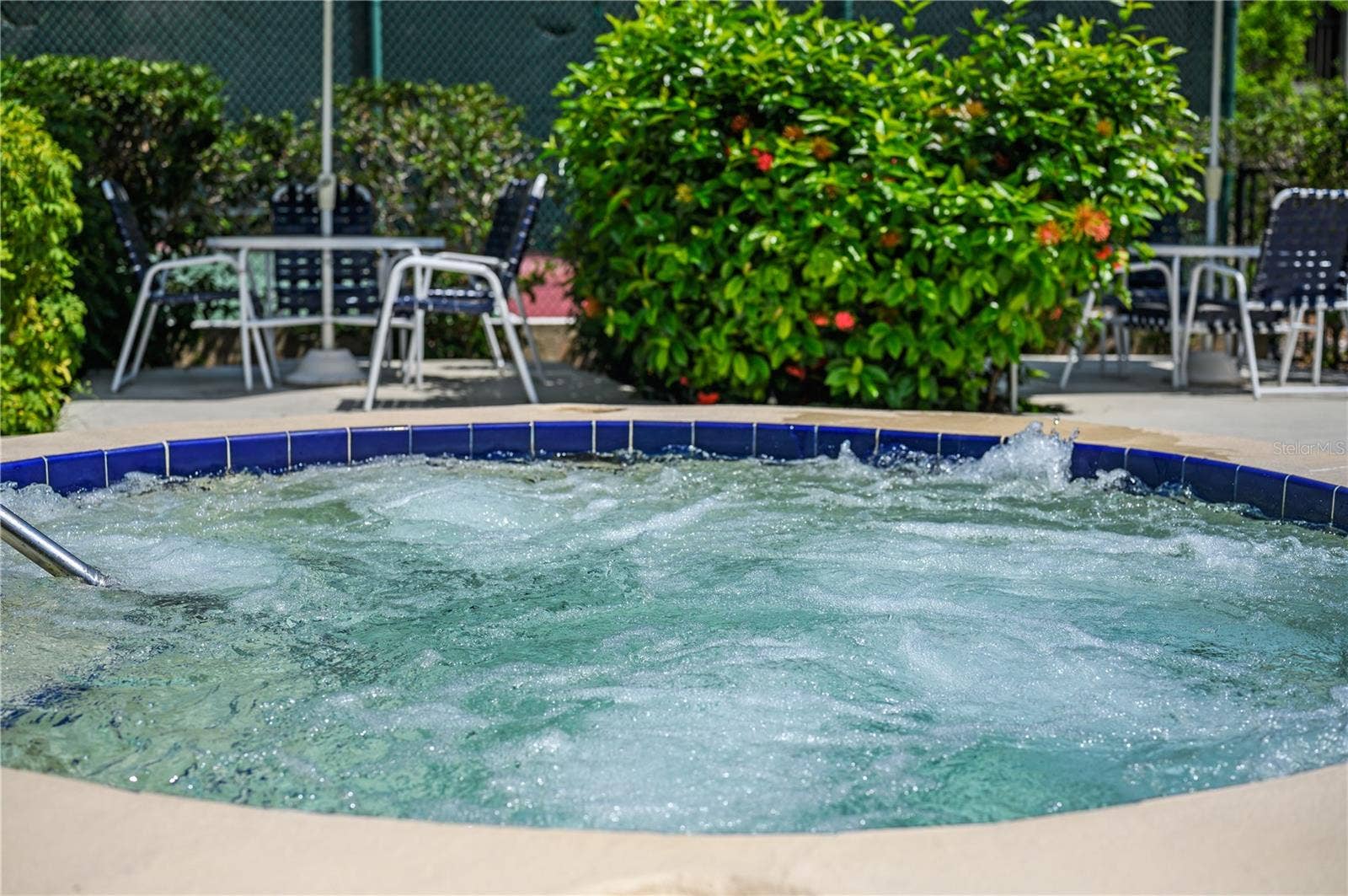 1633 BOATHOUSE CIRCLE, #232, Sarasota, FL 34231 Hot tub