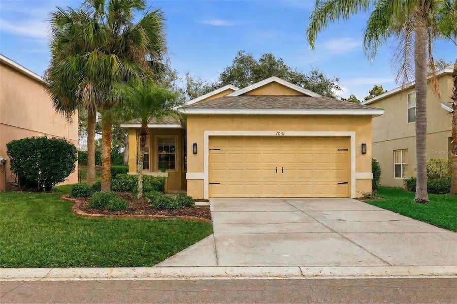 Property photo for 7031 CHATUM LIGHT RUN, Bradenton, FL