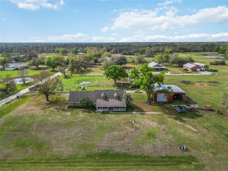 Property photo for 16031 WINBURN DRIVE S, Sarasota, FL