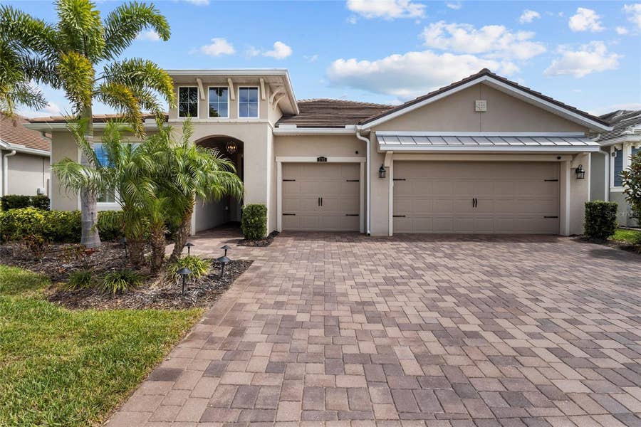 Property photo for 5745 LONG SHORE LOOP, Sarasota, FL