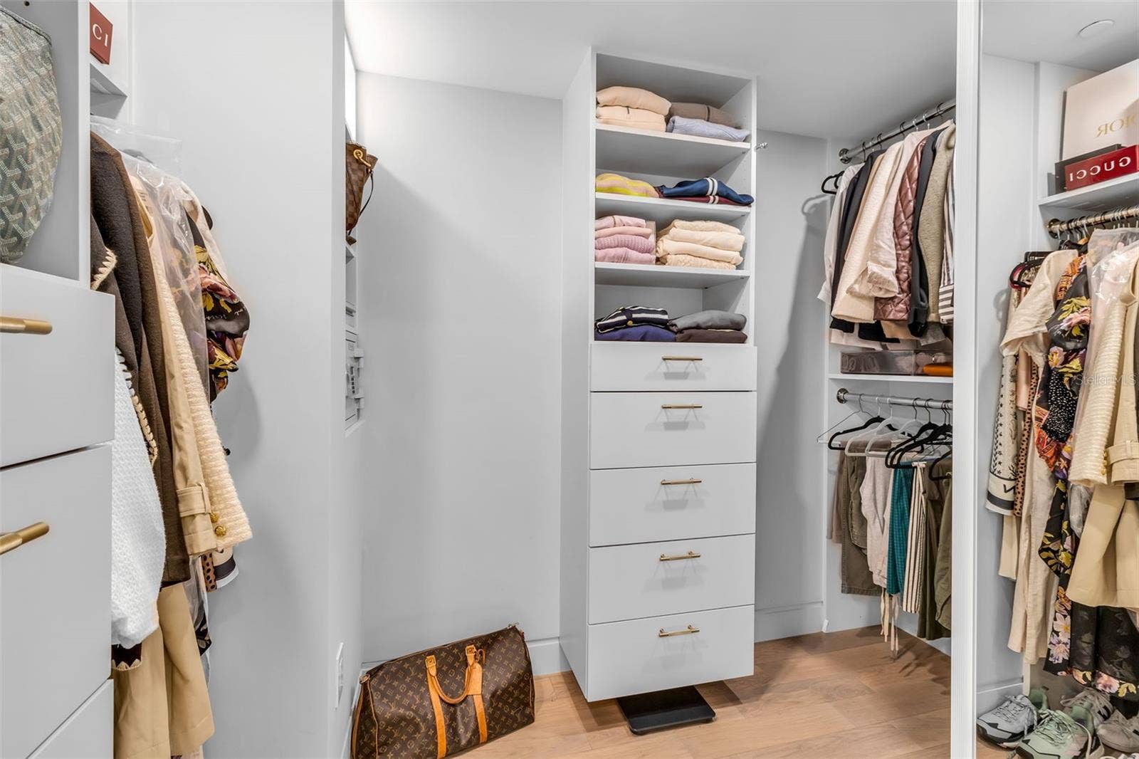 5740 MIDNIGHT PASS ROAD, #403, Sarasota, FL 34242 Primary Walk-In Closet