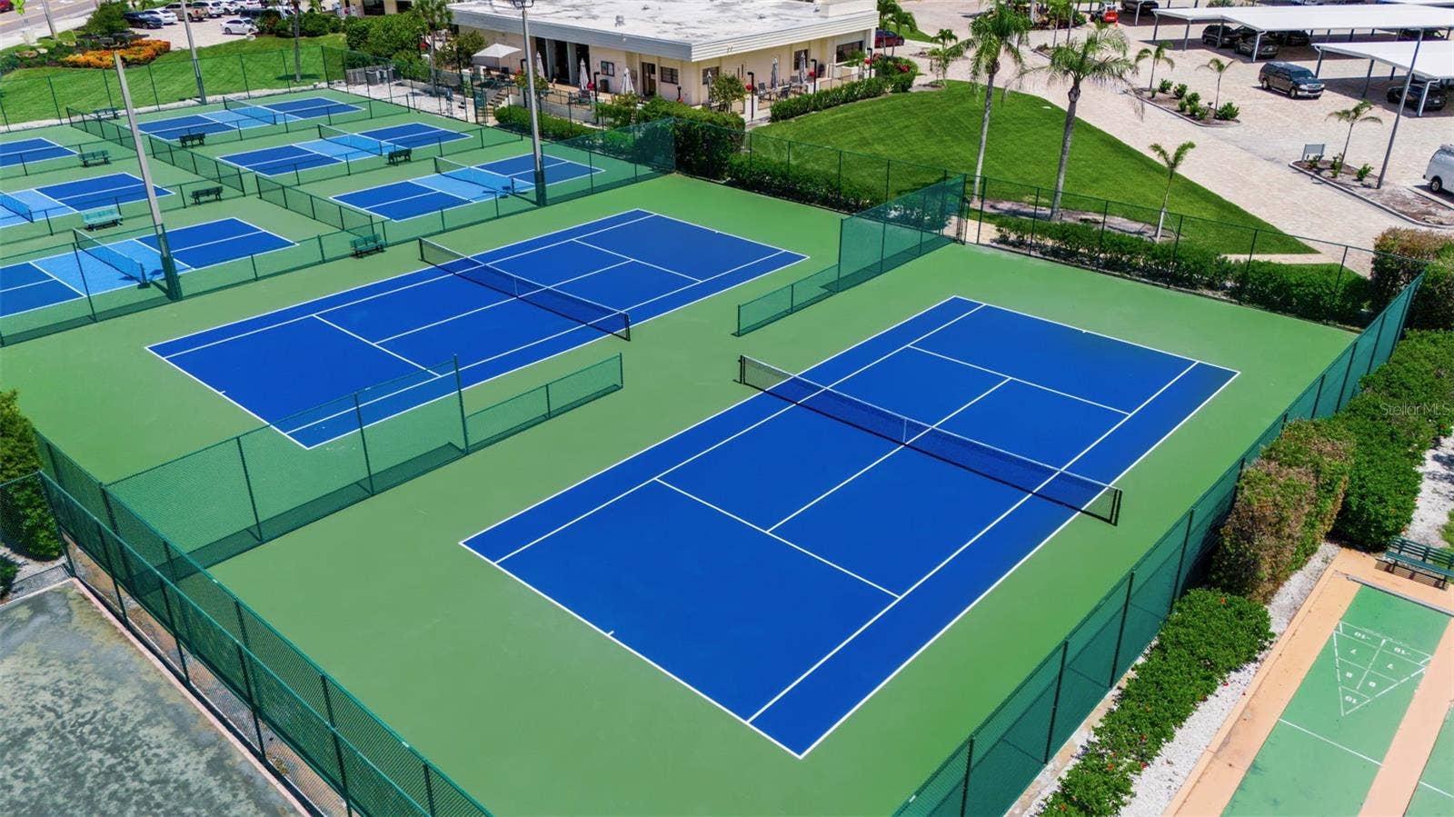 5740 MIDNIGHT PASS ROAD, #403, Sarasota, FL 34242 5740 MIDNIGHT PASS ROAD, #403, Sarasota, FL 34242