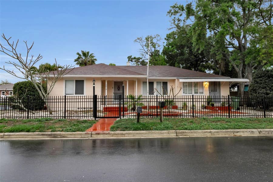 Property photo for 1008 16TH AVENUE W, Bradenton, FL