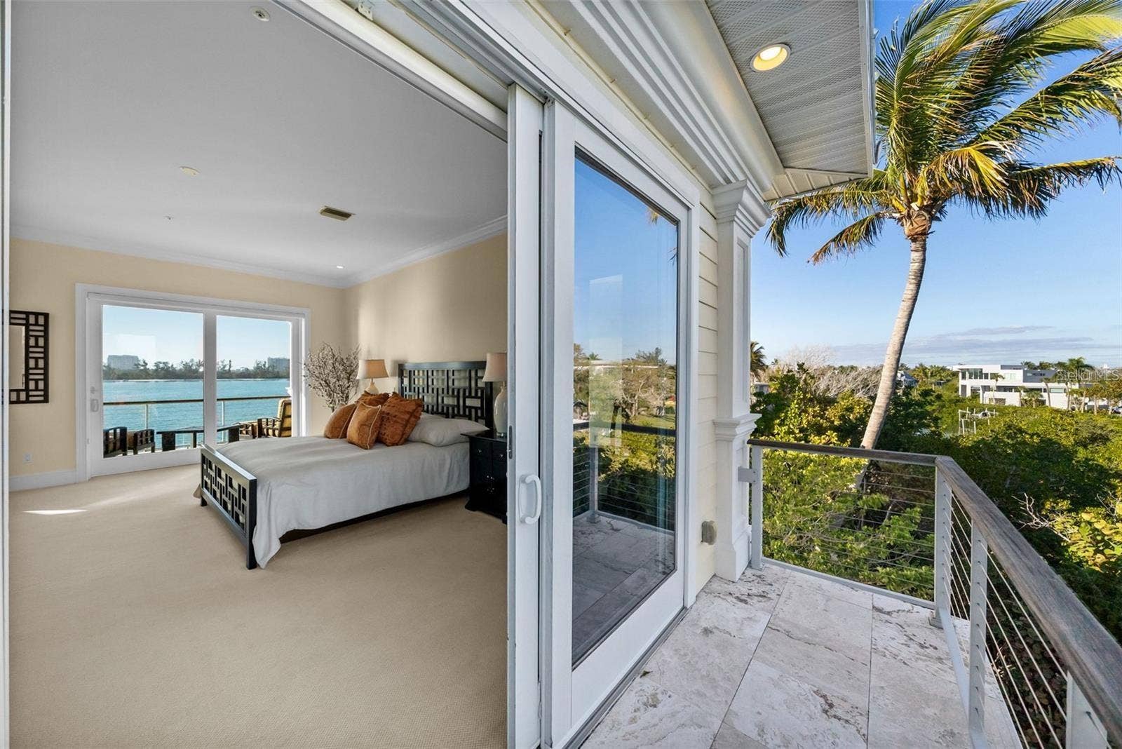 3750 BAYOU LOUISE LANE, Sarasota, FL 34242 3750 BAYOU LOUISE LANE, Sarasota, FL 34242