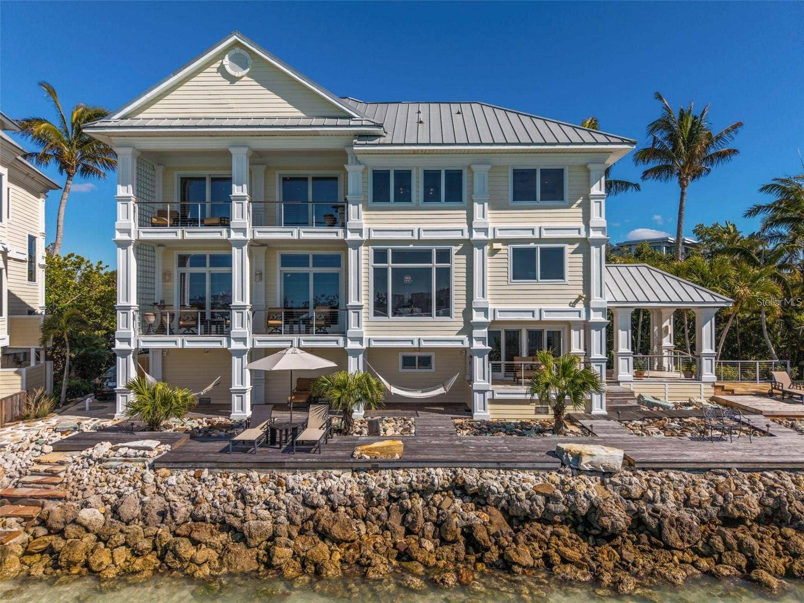 3750 BAYOU LOUISE LANE, Sarasota, FL 34242 3750 BAYOU LOUISE LANE, Sarasota, FL 34242