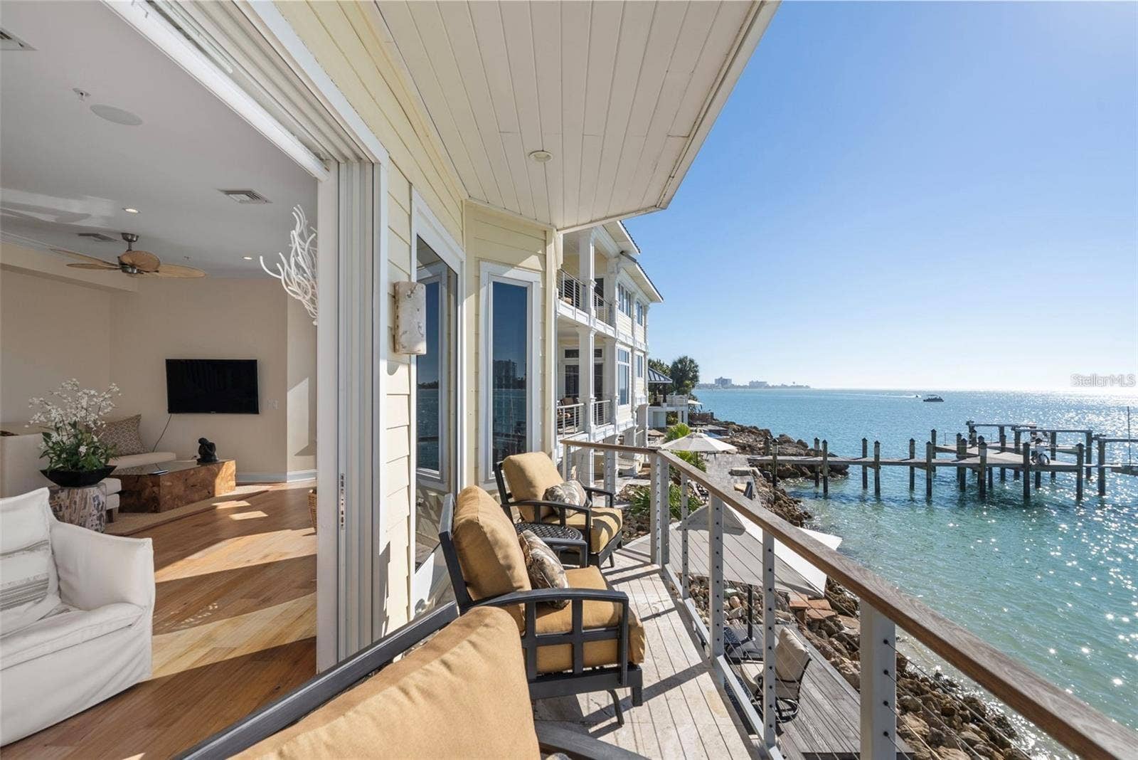 3750 BAYOU LOUISE LANE, Sarasota, FL 34242 3750 BAYOU LOUISE LANE, Sarasota, FL 34242