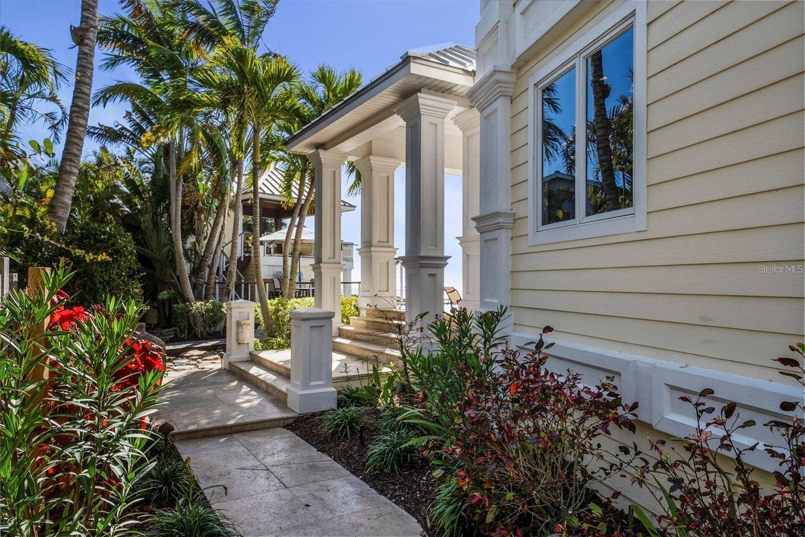 3750 BAYOU LOUISE LANE, Sarasota, FL 34242 3750 BAYOU LOUISE LANE, Sarasota, FL 34242