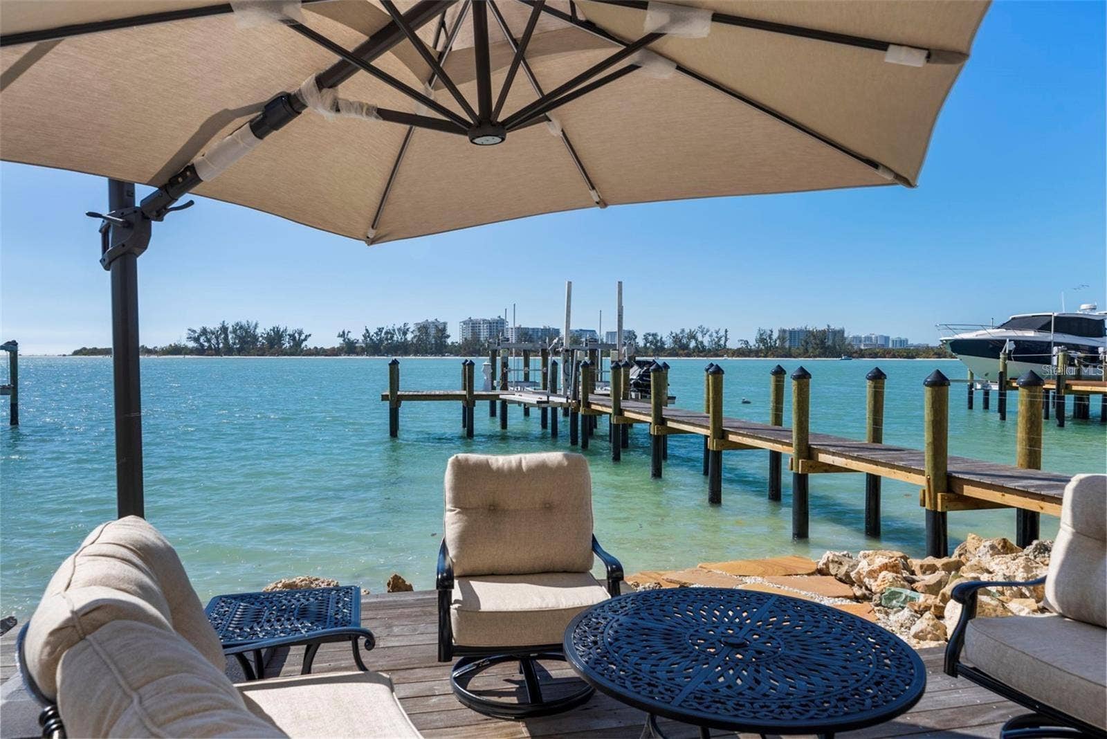 3750 BAYOU LOUISE LANE, Sarasota, FL 34242 3750 BAYOU LOUISE LANE, Sarasota, FL 34242
