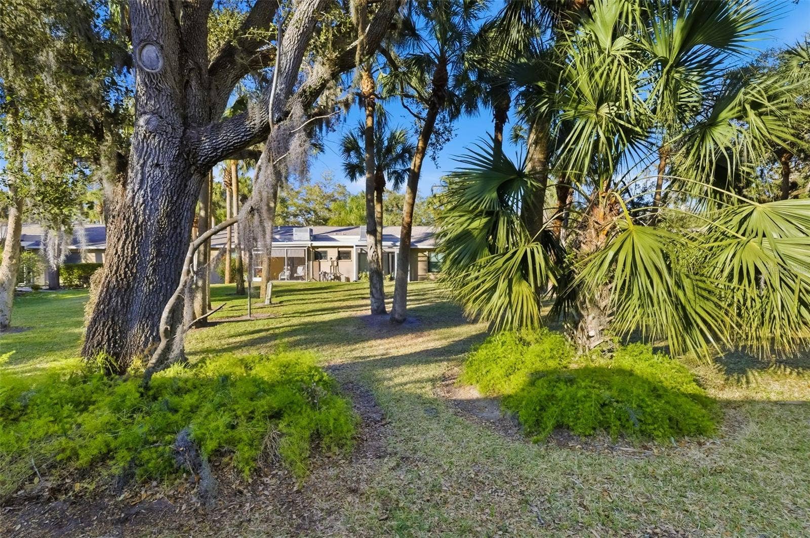 5023 VILLAGE GARDENS DRIVE, #29, Sarasota, FL 34234