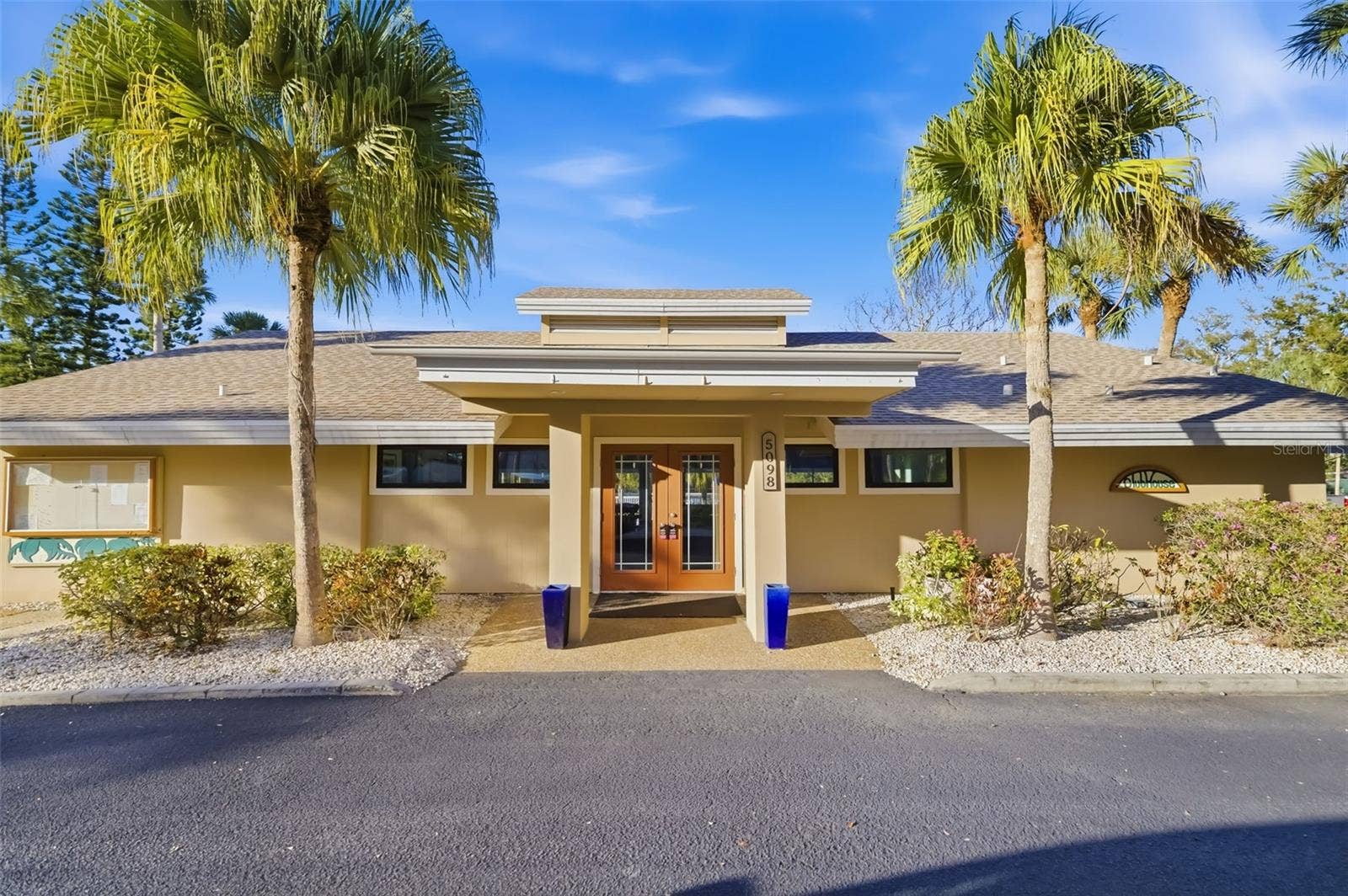 5023 VILLAGE GARDENS DRIVE, #29, Sarasota, FL 34234