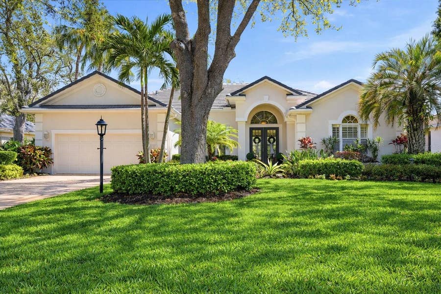 Property photo for 8113 COLLINGWOOD COURT, University Park, FL