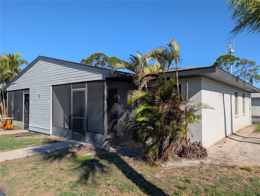 Property photo for 1122 68TH AVENUE DRIVE W, #5, Bradenton, FL