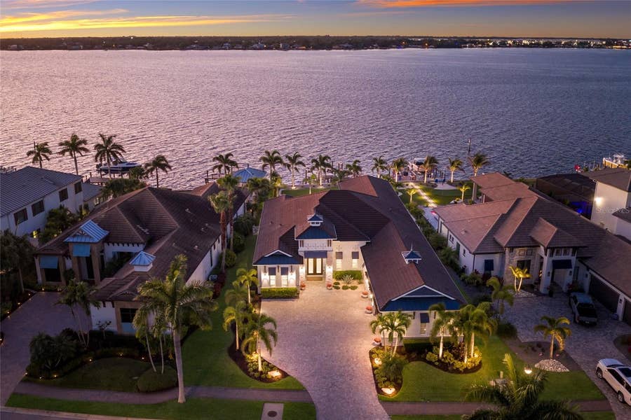 Property photo for 664 REGATTA WAY, Bradenton, FL