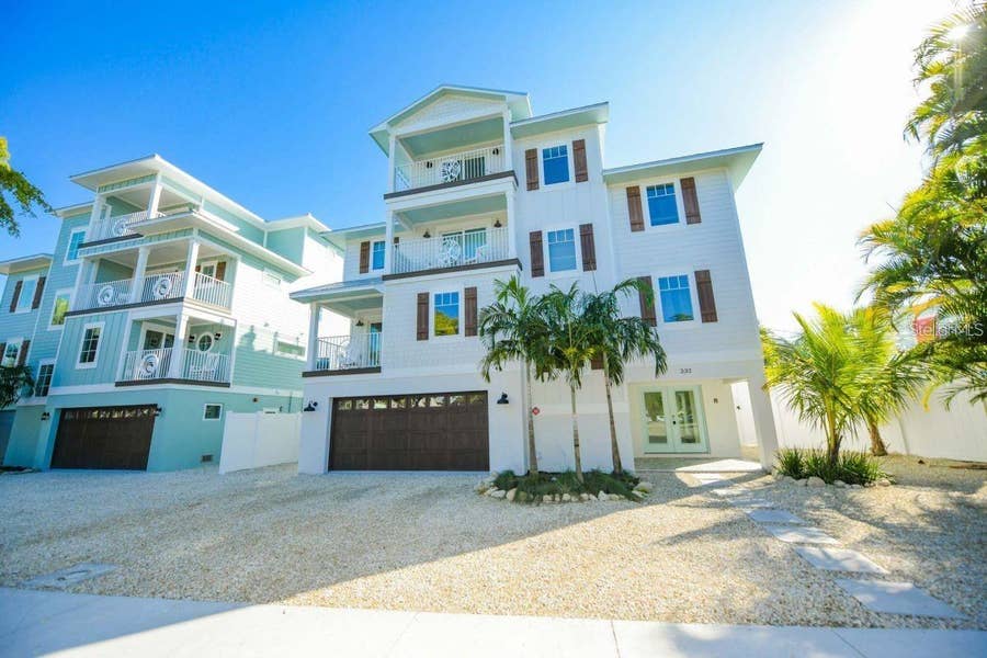 Property photo for 332 AVENIDA DE MAYO, Sarasota, FL