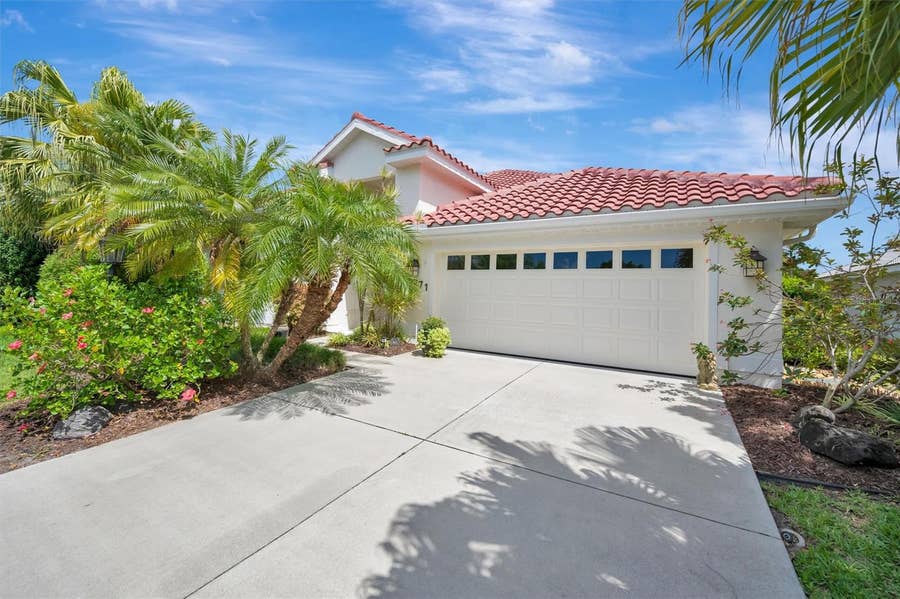 Property photo for 6271 STURBRIDGE COURT, Sarasota, FL