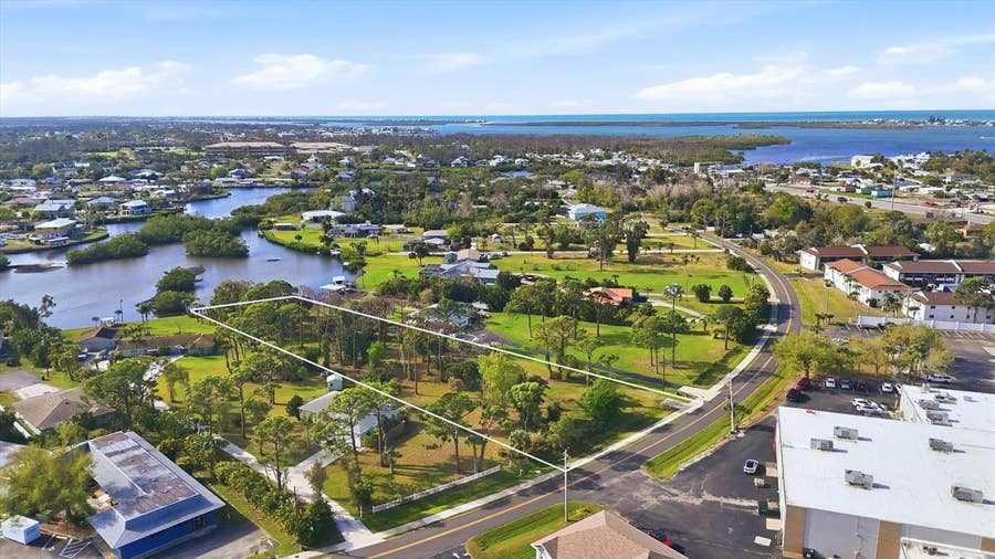 Property photo for 1455 MANOR ROAD, Englewood, FL