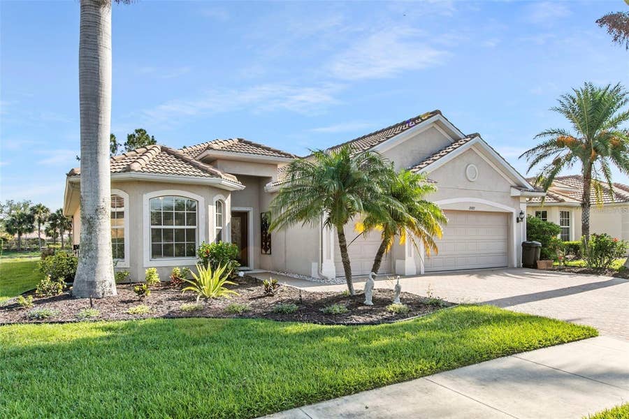 Property photo for 12082 GRANITE WOODS LOOP, Venice, FL