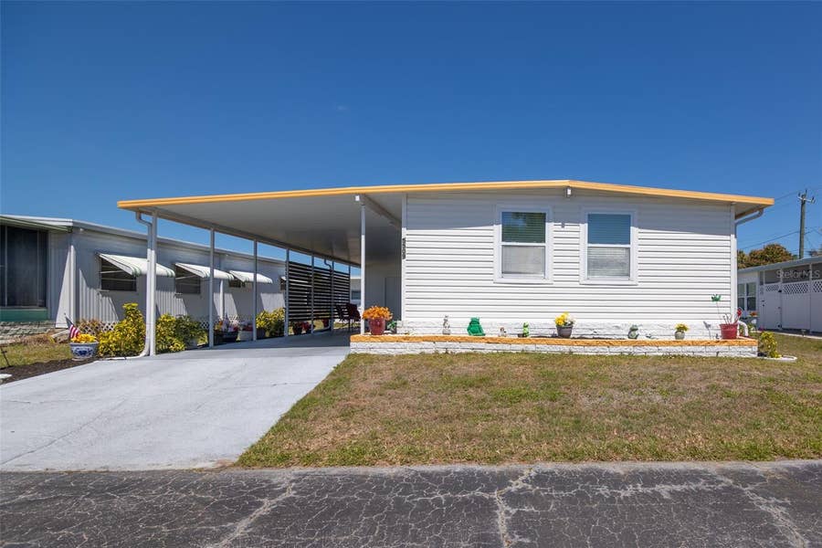 Property photo for 5509 BERMUDA COURT, Bradenton, FL