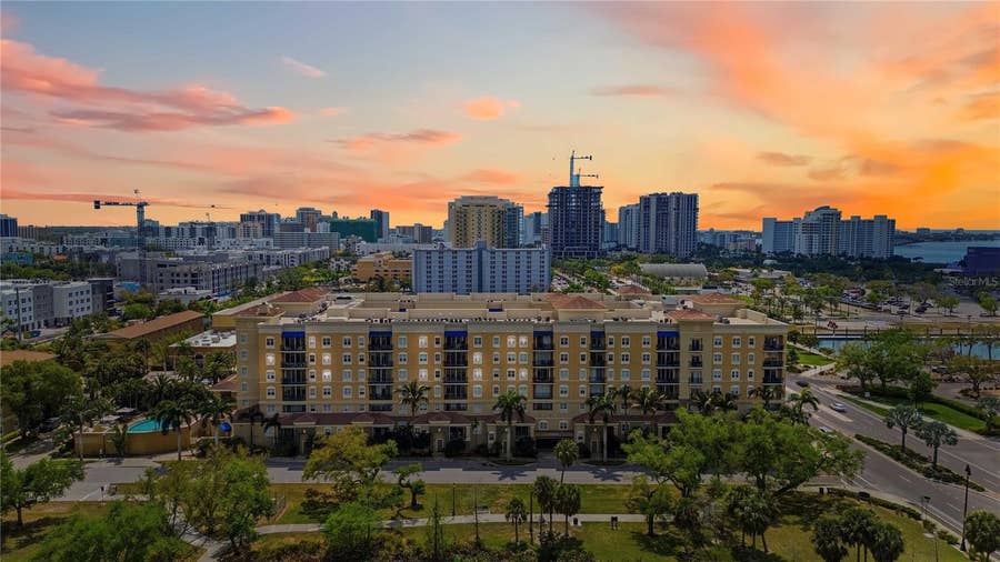 Property photo for 1064 N TAMIAMI TRAIL, #1406, Sarasota, FL