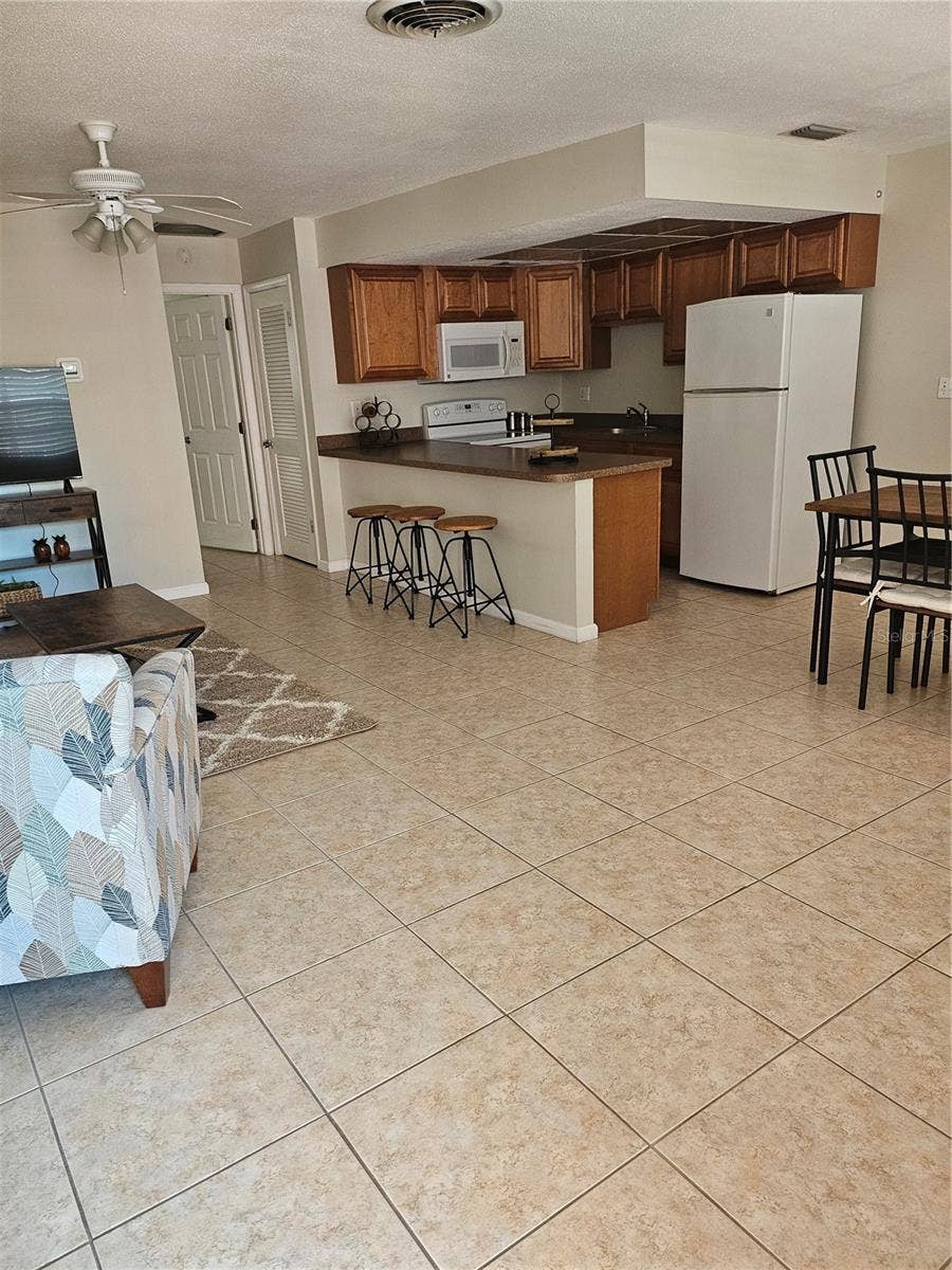 Property photo for 220 PARK BOULEVARD N, #202, Venice, FL