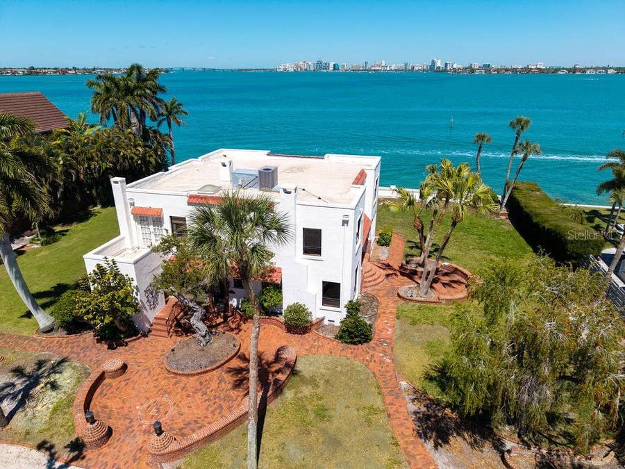 Property photo for 679 NORSOTA WAY, Sarasota, FL