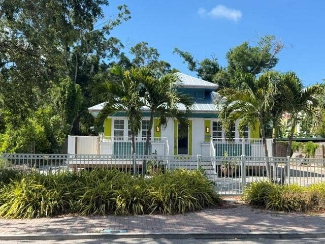 Property photo for 1207 13TH AVENUE W, Bradenton, FL