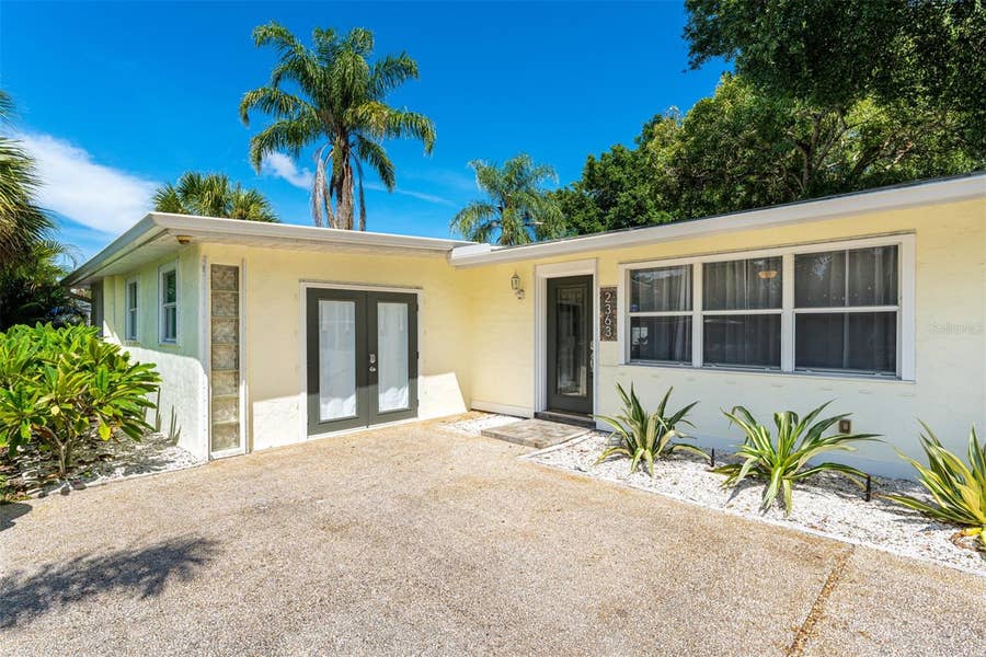 Property photo for 2363 MILFORD CIRCLE, Sarasota, FL