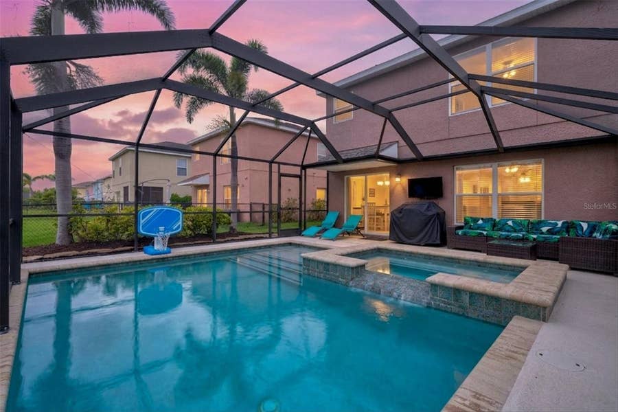 Property photo for 7121 CHATUM LIGHT RUN, Bradenton, FL