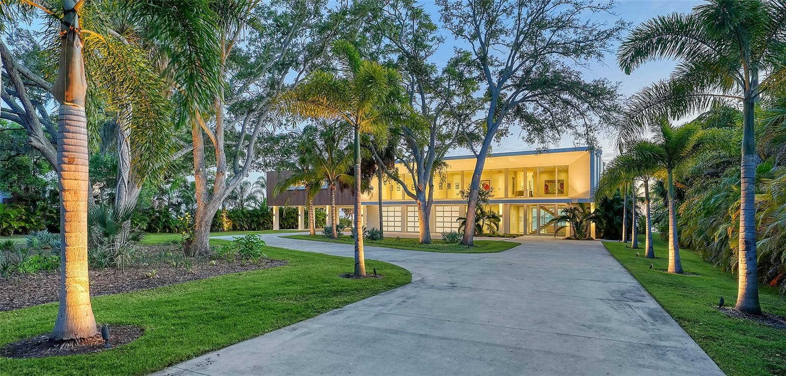 4123 BAY SHORE ROAD, Sarasota, FL 34234